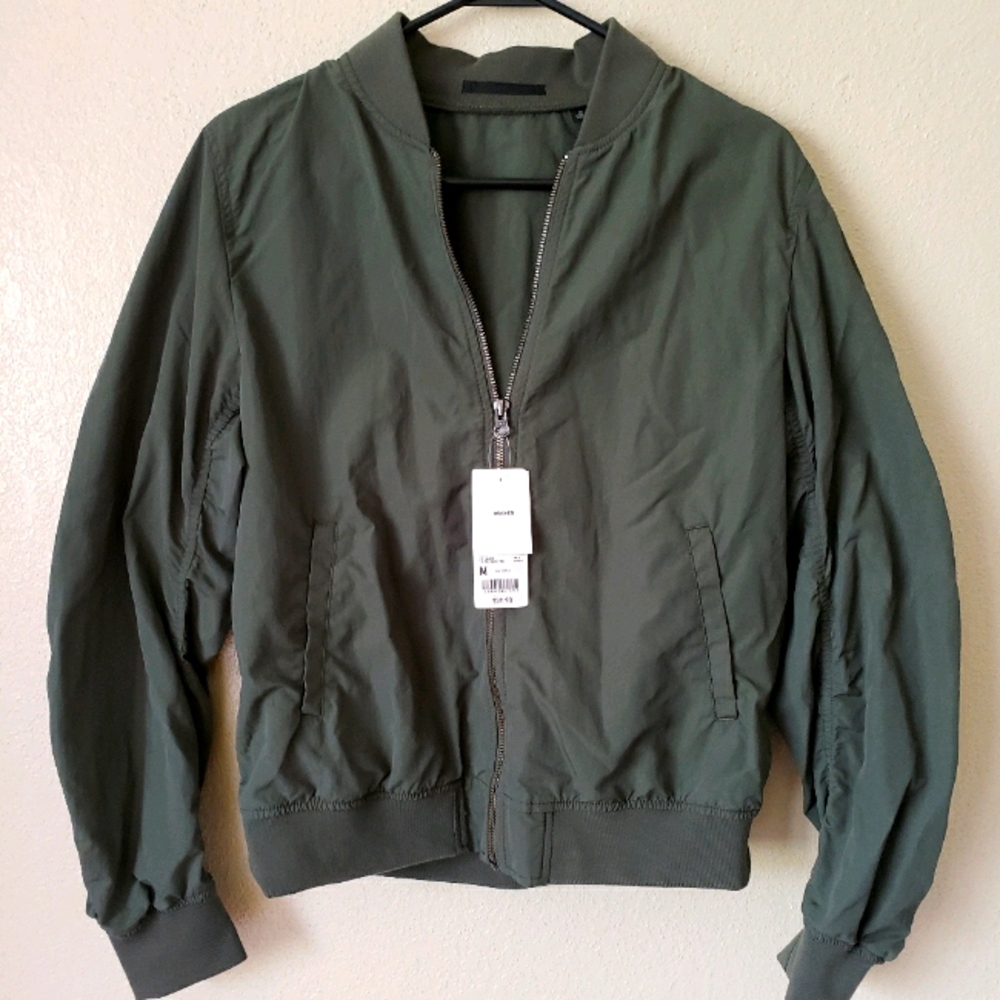 Bomber jacket